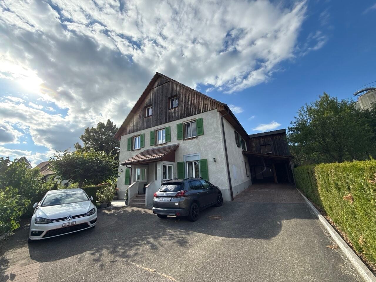 Maison villageoise à vendre comprenant 2 appartements à Charmoille - photo 1