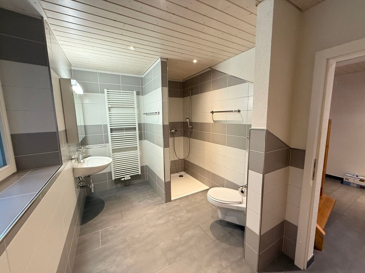 Maison villageoise à vendre comprenant 2 appartements à Charmoille - photo 2