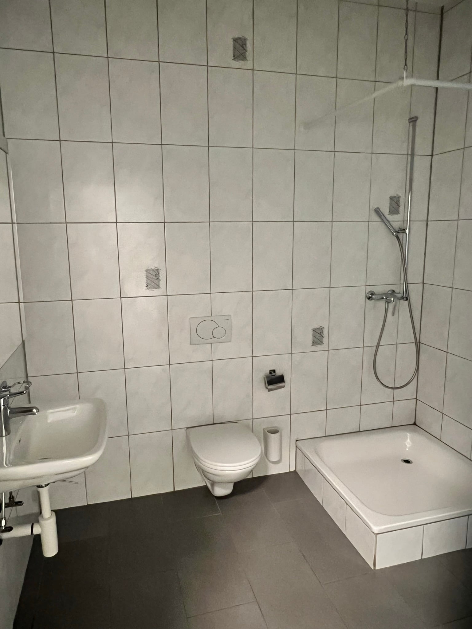 Appartement de 3 pièces au rez-de-chaussée - photo 3