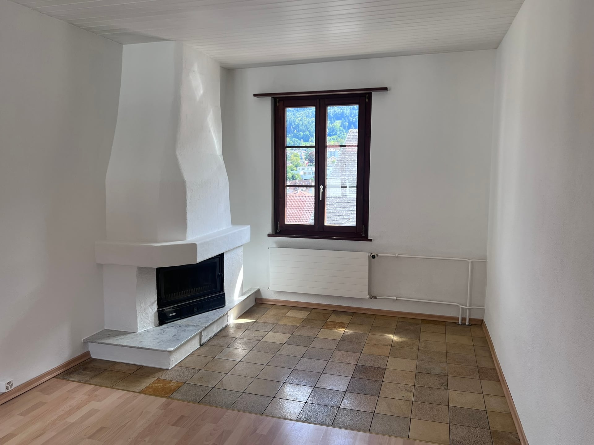 A deux pas du centre-ville, spacieux appartement de 4,5 pièces (87 m2) - photo 1