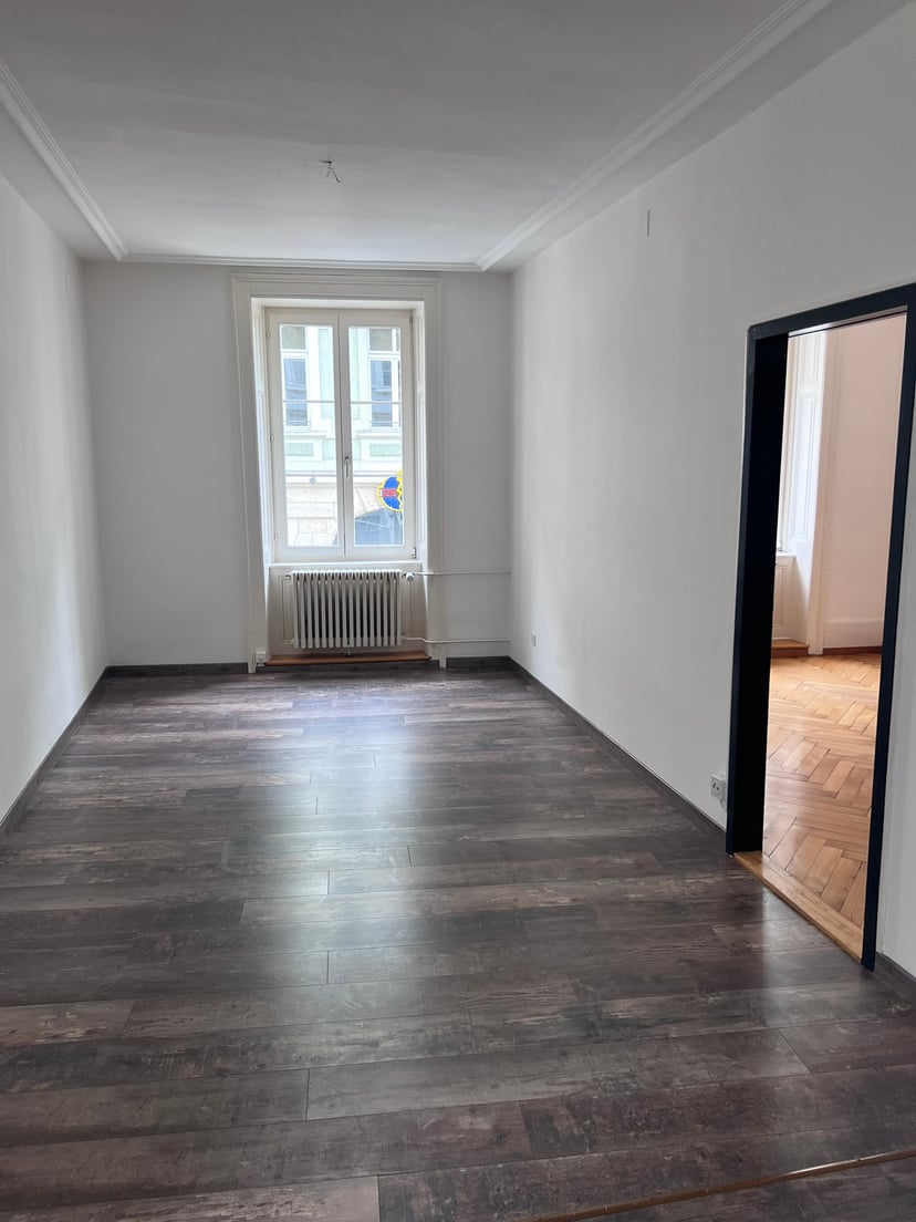 Delémont - appartement de 3,5 pces rénové au 1er étage - photo 4