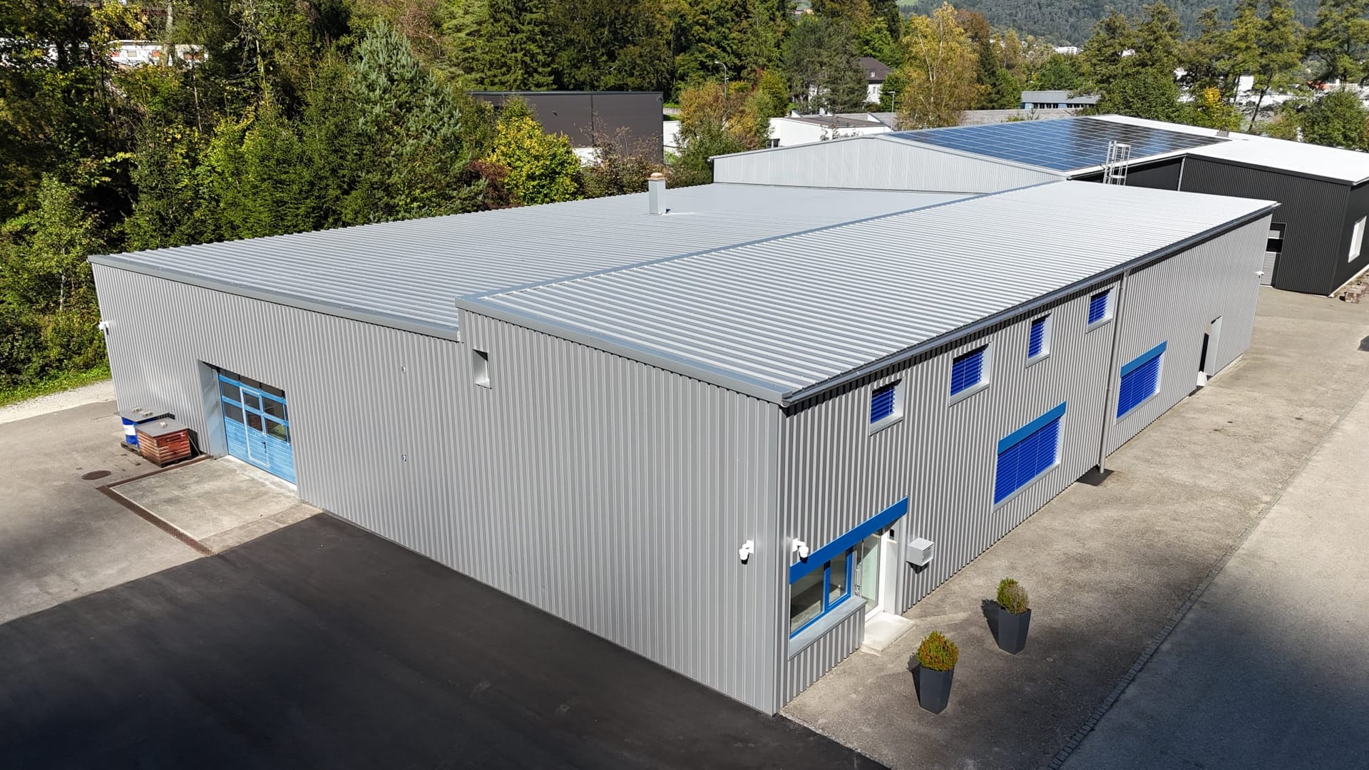 Surface industrielle et bureaux - photo 2