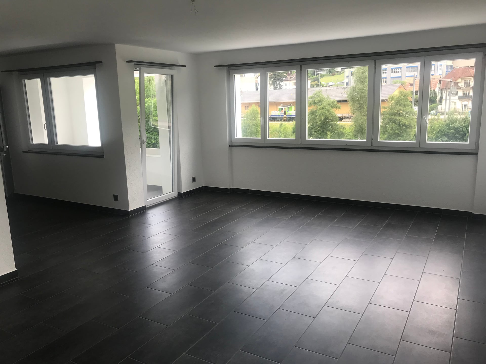 Moutier - quartier gare - très bel appartement de 3.5 pièces (83 m2) - photo 2