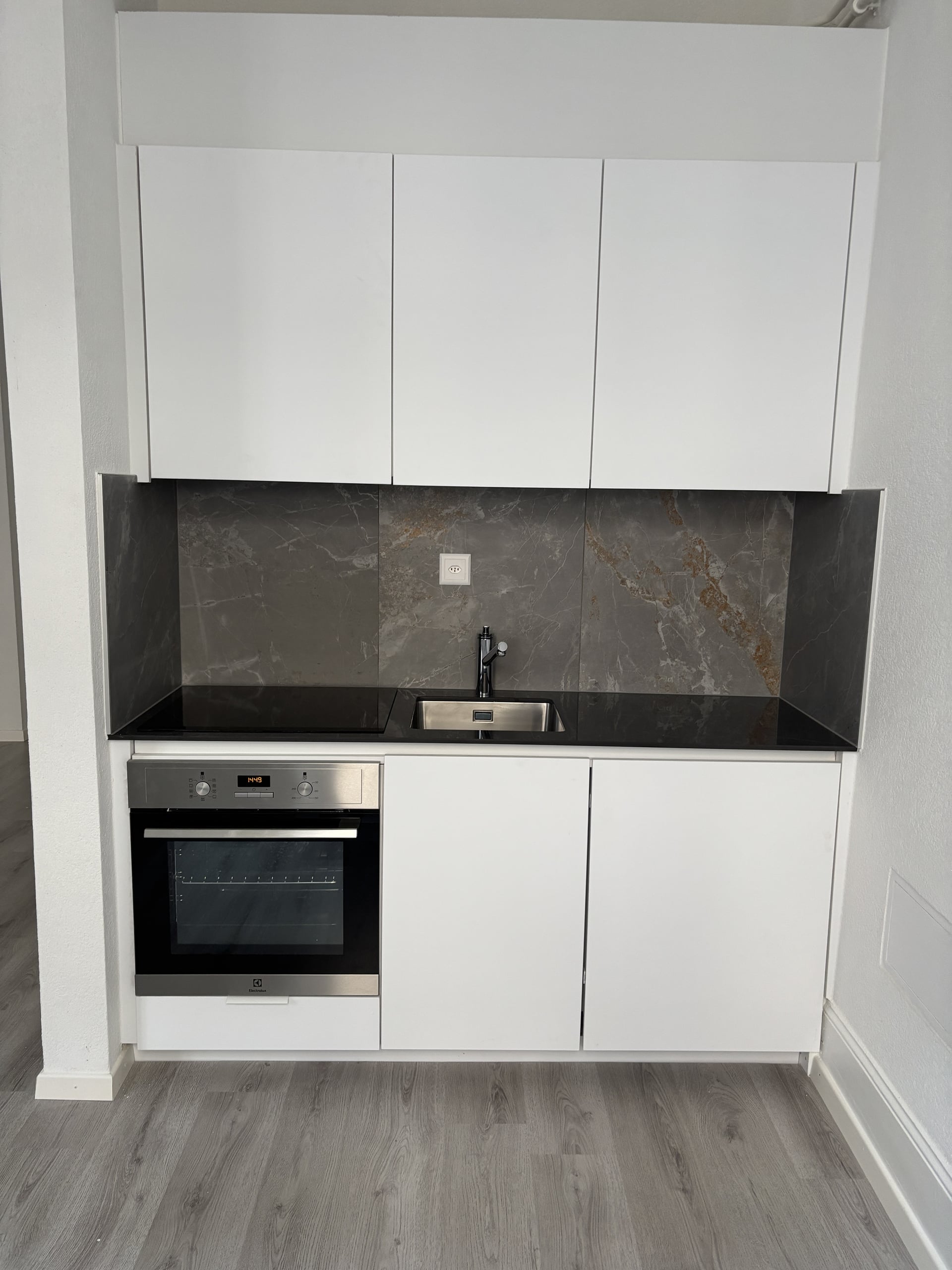 Delémont - appartement rénové de 1.5 pièces - photo 1