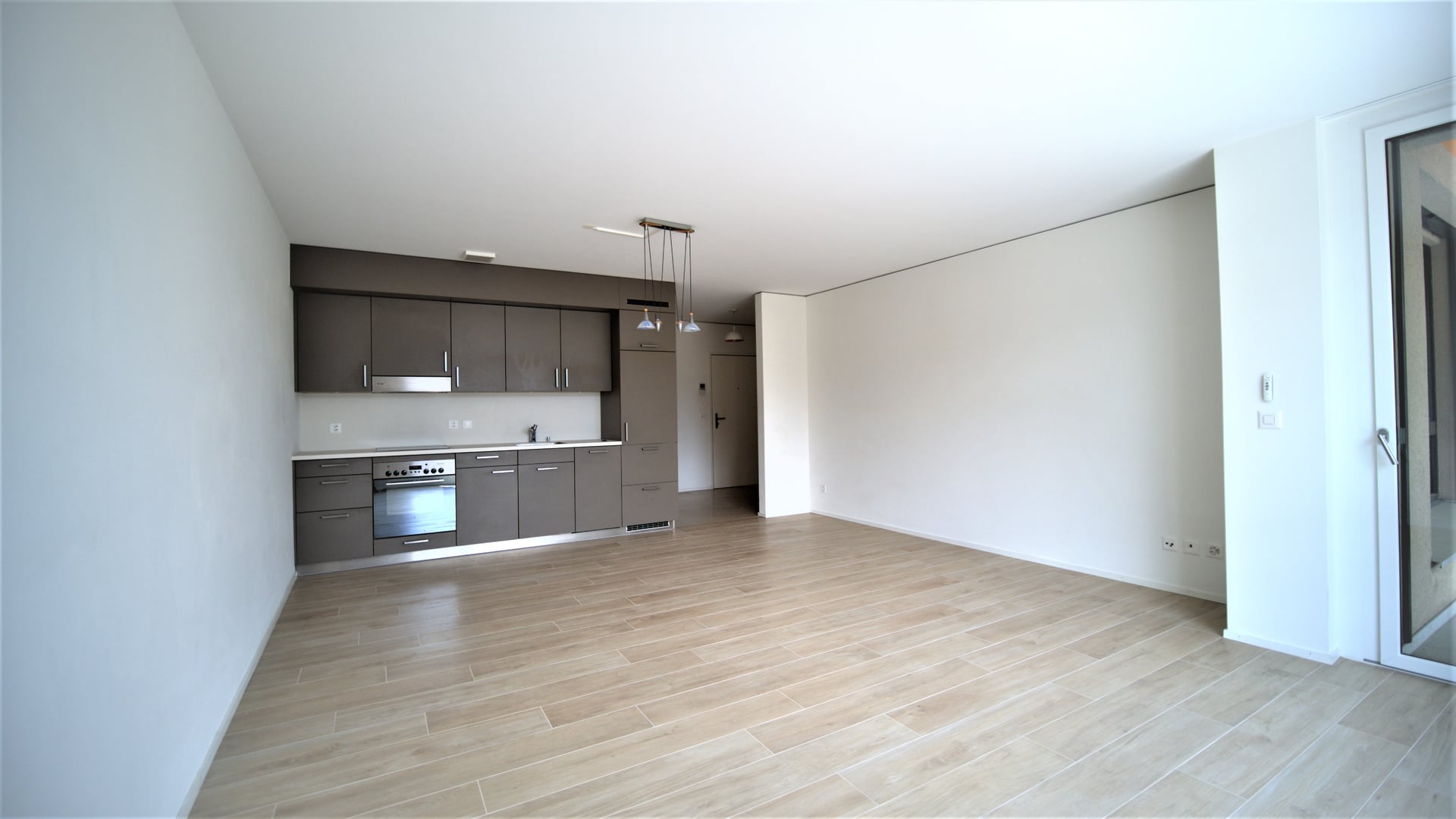 Appartement 2.5 pièces lumineux - Delémont - photo 2