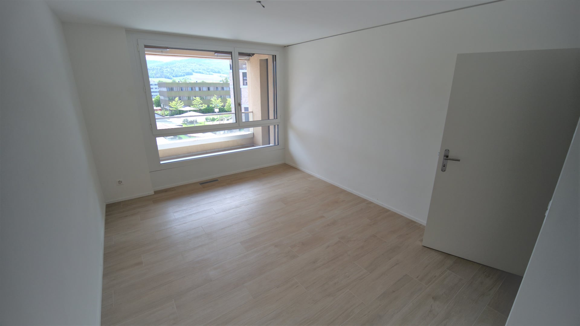 Appartement 2.5 pièces lumineux - Delémont - photo 4