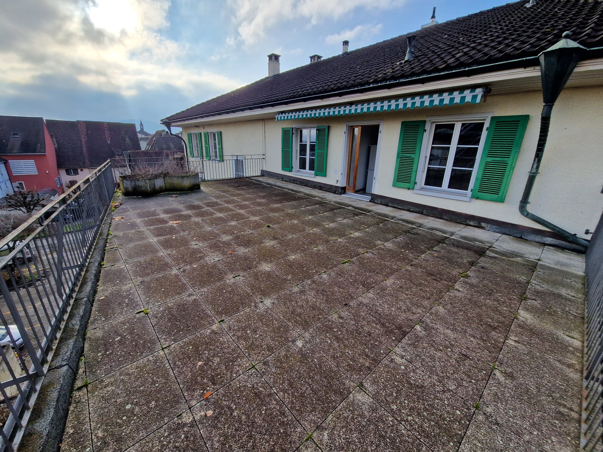 Appartement spacieux de 120 m² – Lumineux et bien situé - photo 3